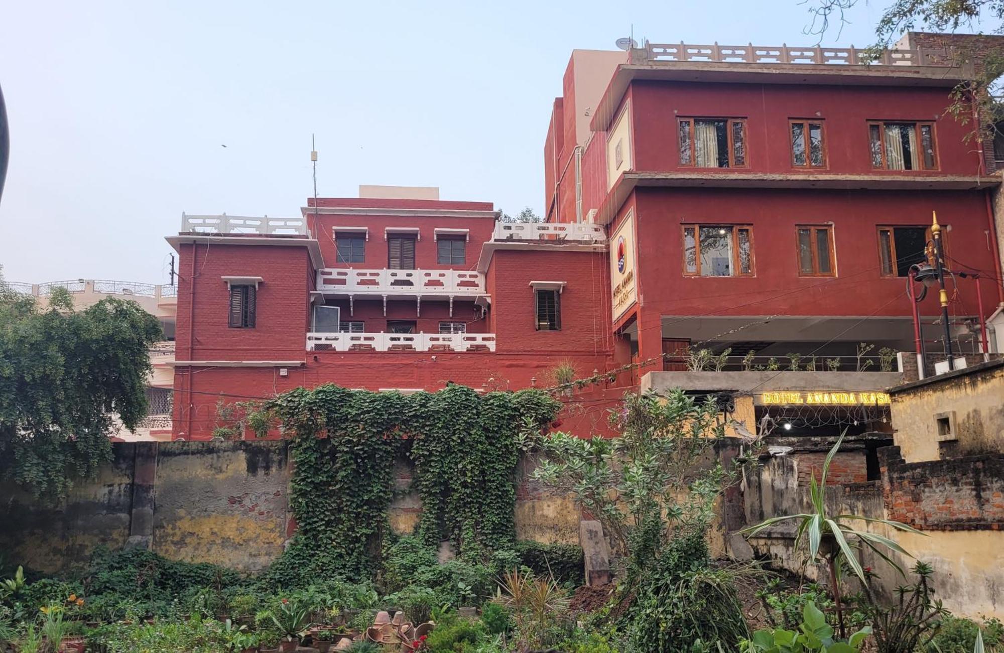 Hotel Ananda Kashi พาราณสี ภายนอก รูปภาพ